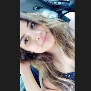 Meet your Posher, Itzel